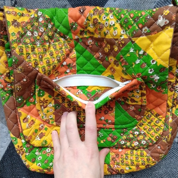 Vintage Handmade Quilted Shoulder Bag - Picture 5 of 6